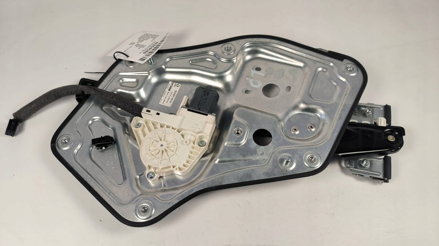 window regulator left front EU 5L0837401A SKODA YETI