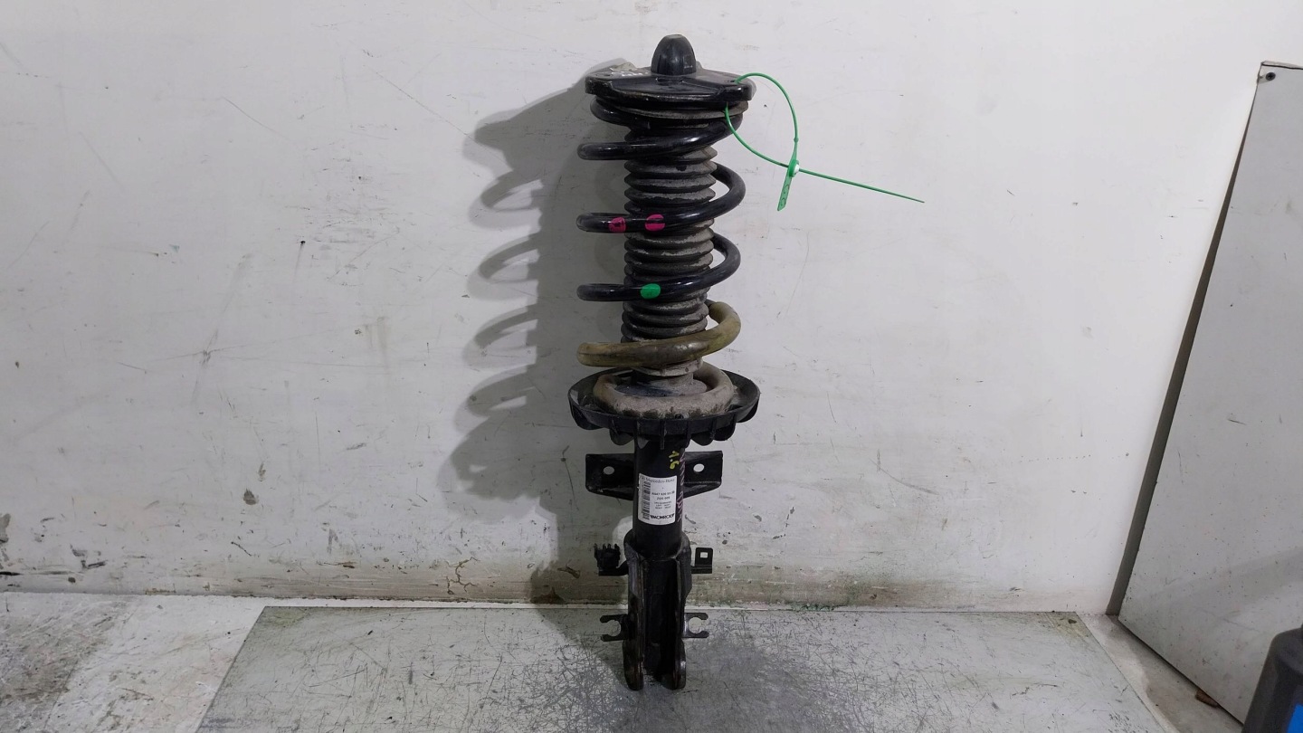 shock absorber right front A4473205338 MERCEDES VITO W447 14