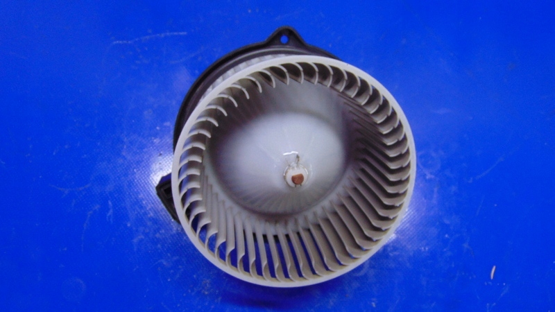 VENTOLA riscaldamento EUROPA MAZDA CX-5 e 11-17R