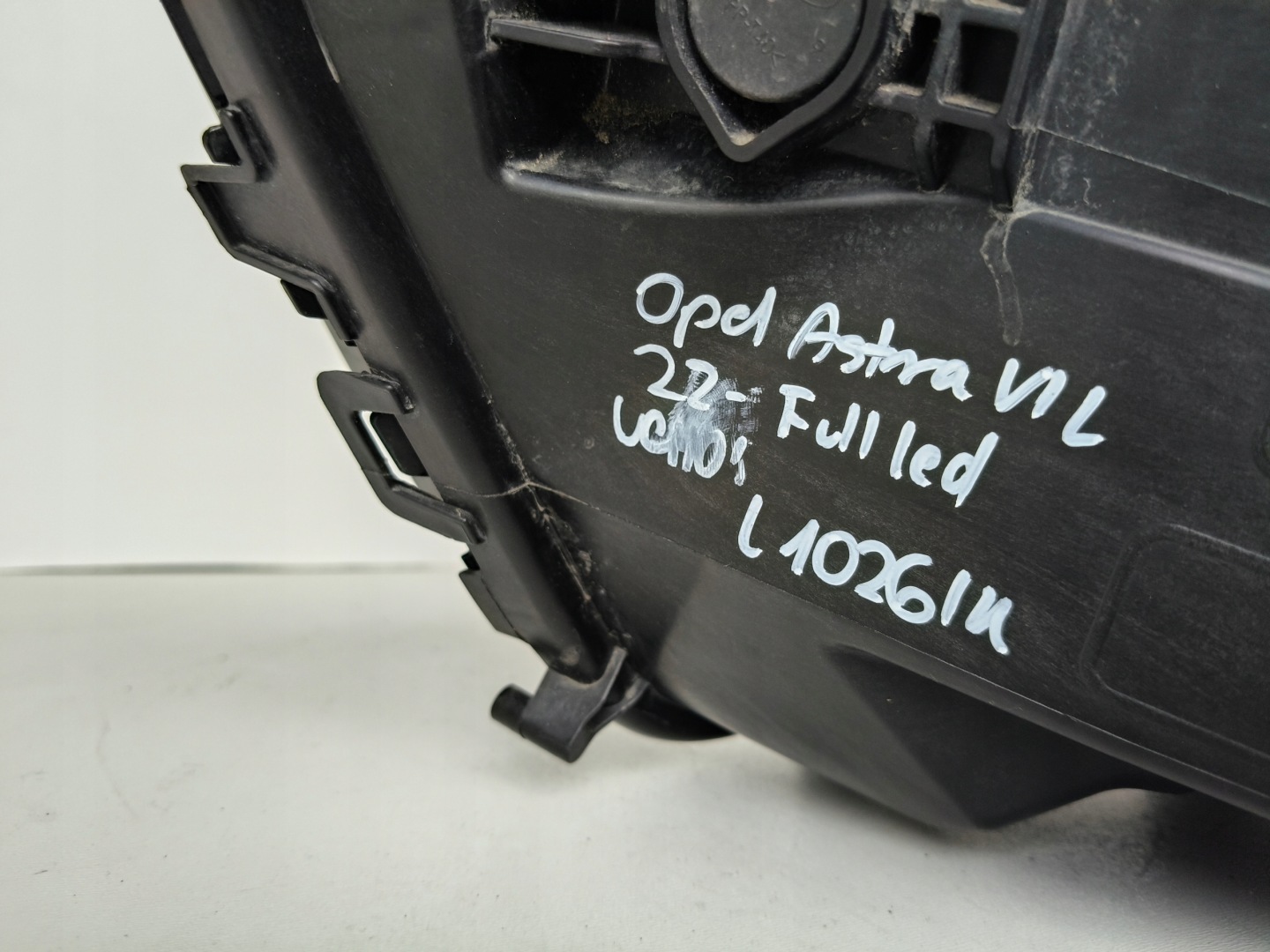 light right REFLEKTOR OPEL ASTRA VI L 22- FULL LED