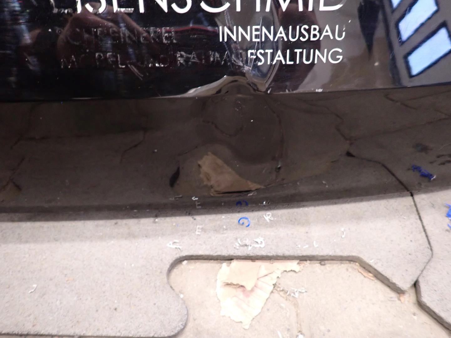 trunk door VW ID4 2020