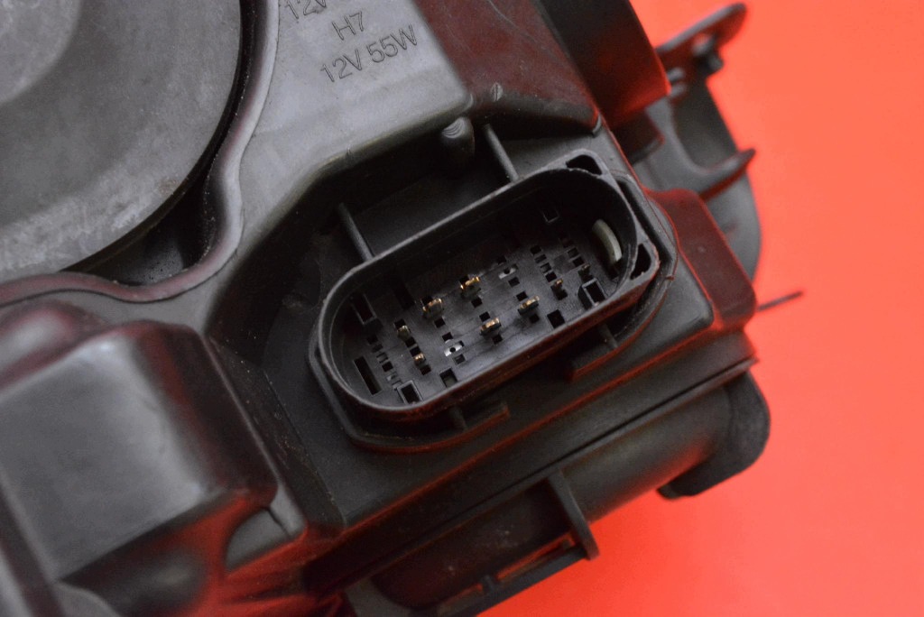 REFLEKTOR left light front EU BM51-13W030-A FORD FOCUS MK3 11-15