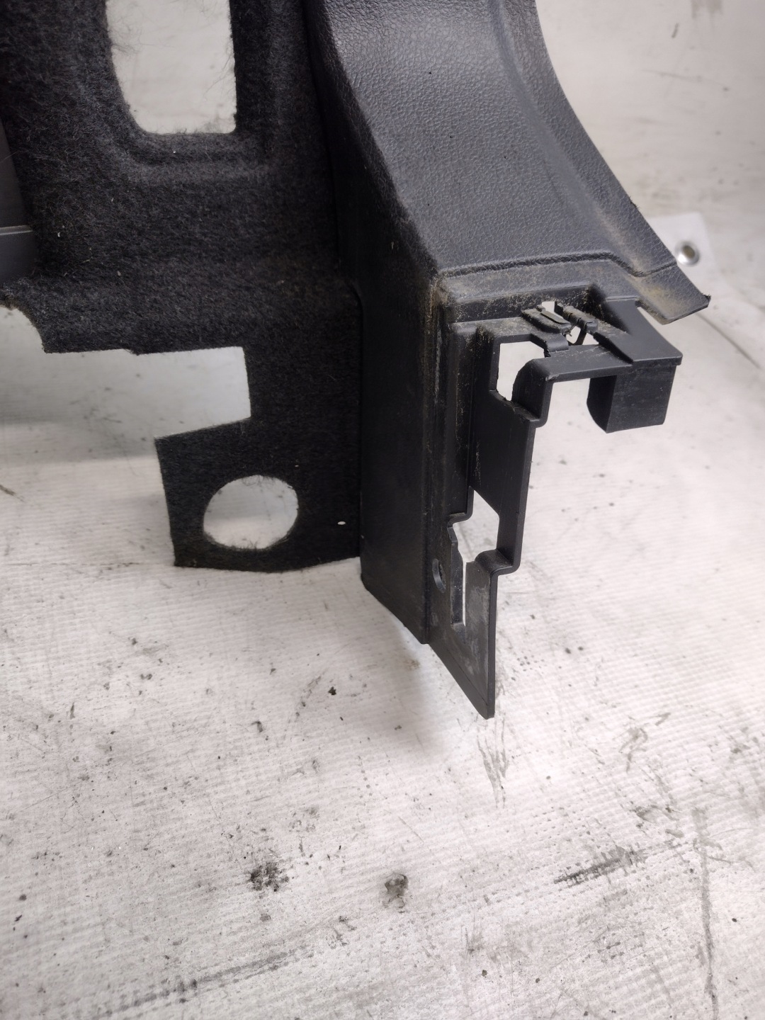 boot upholstery right Volkswagen Passat B8 kombi 3G9867428