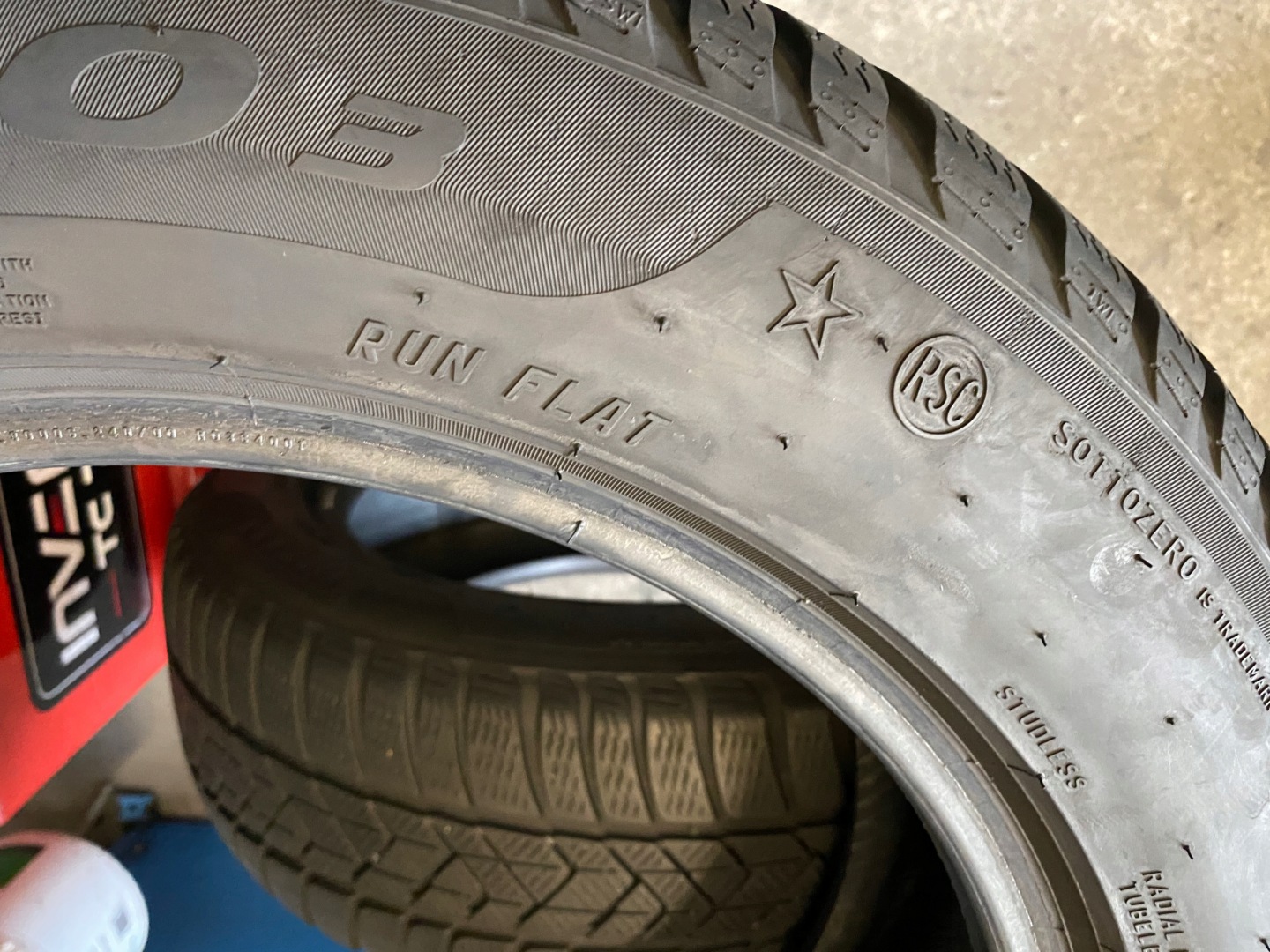 tyres winter 225/55R17 Pirelli Sottozero 3 Run Flat 6,5mm