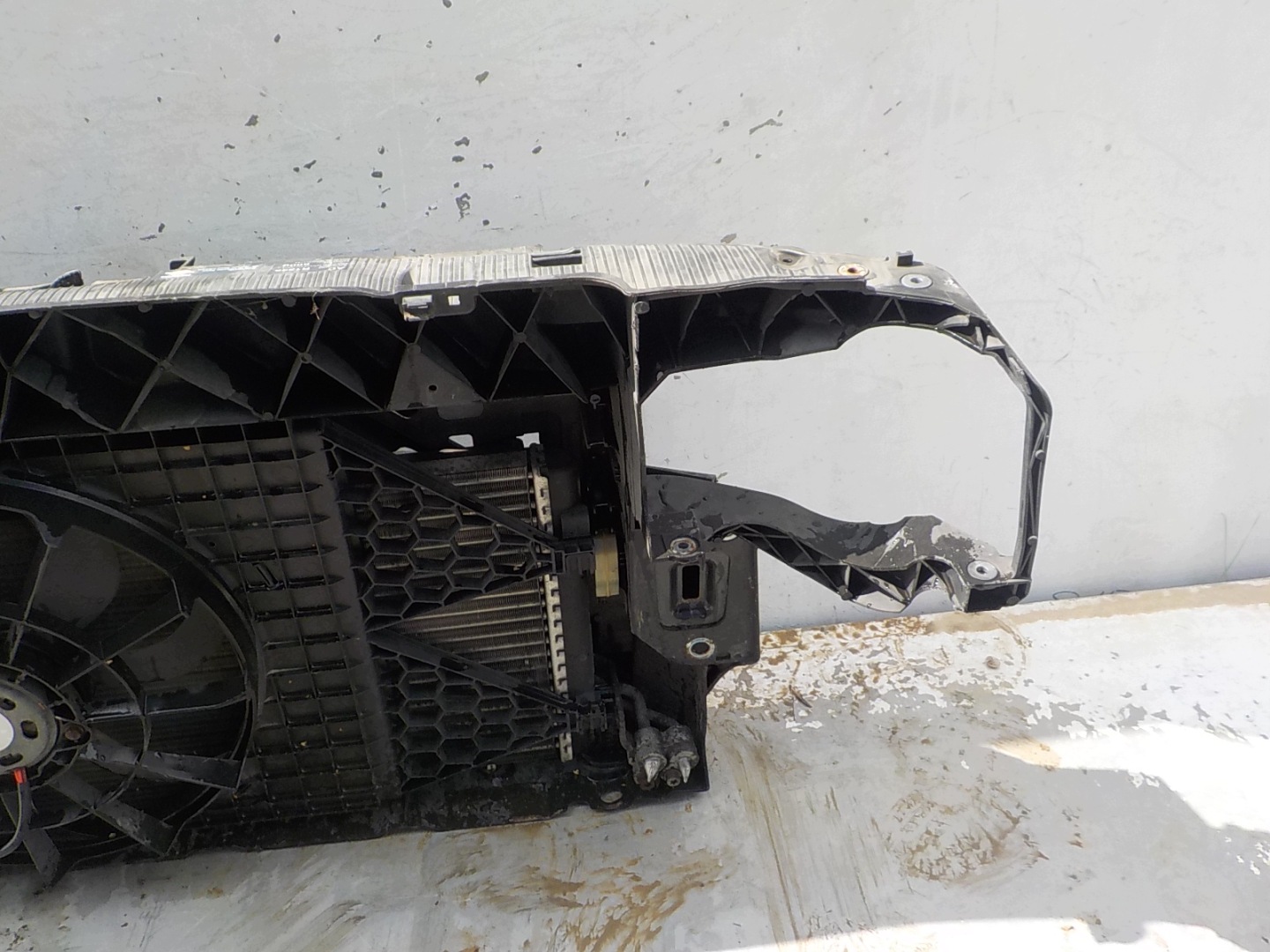 560 SEAT IBIZA IV LIFT 1.4 B 12-17 support panel for radiators sider radiator