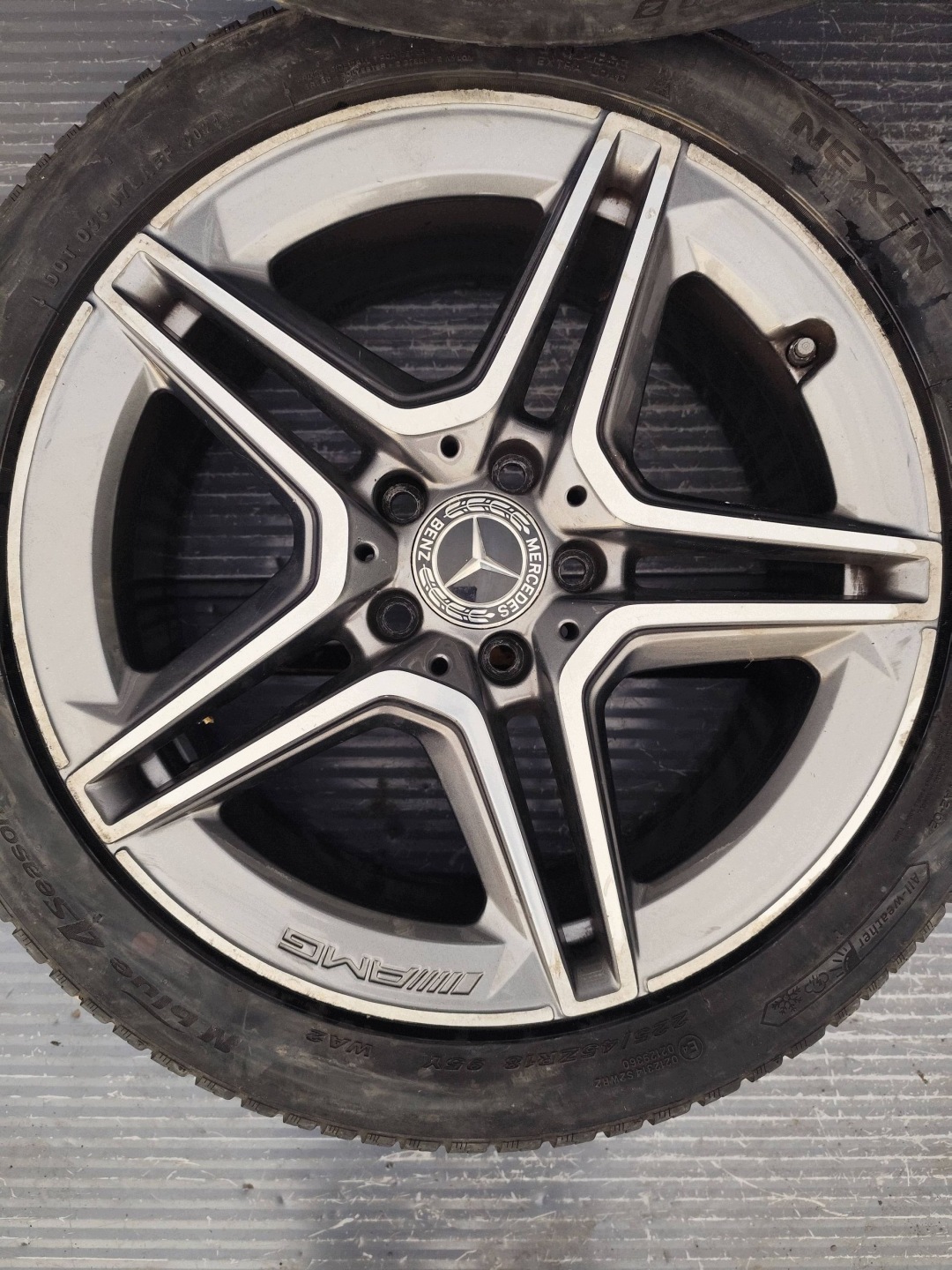 MERCEDES B-class 247 AMG wheels discs ALU 225/45/18 KOMPLET dismantling
