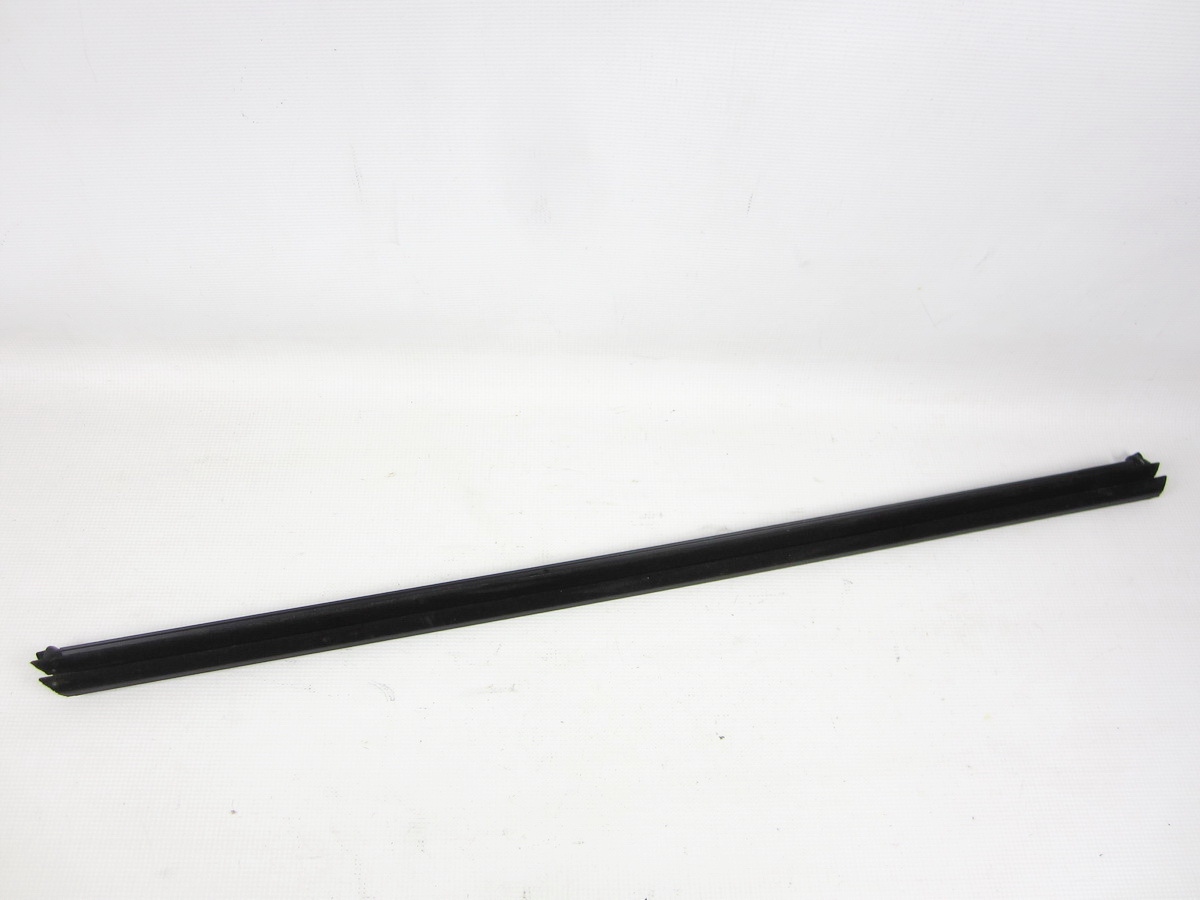 gasket under the window door front front right Seat Ibiza V 6F KJ 2020