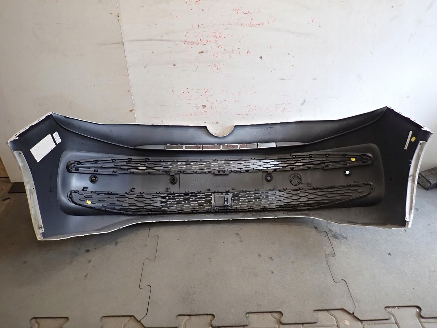 bumper front front VW T7 2021- 7T0807221C