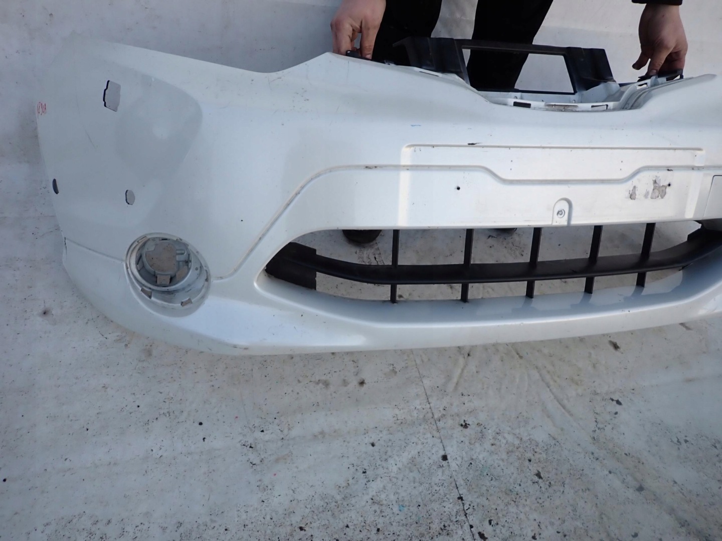 NISSAN QASHQAI II 13- bumper front SPR PDC