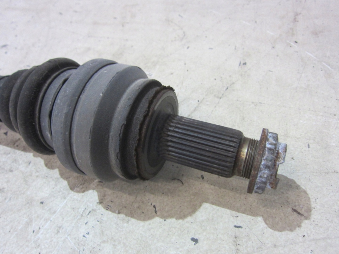 BMW F25 X3 semi-axis right left rear 7598032