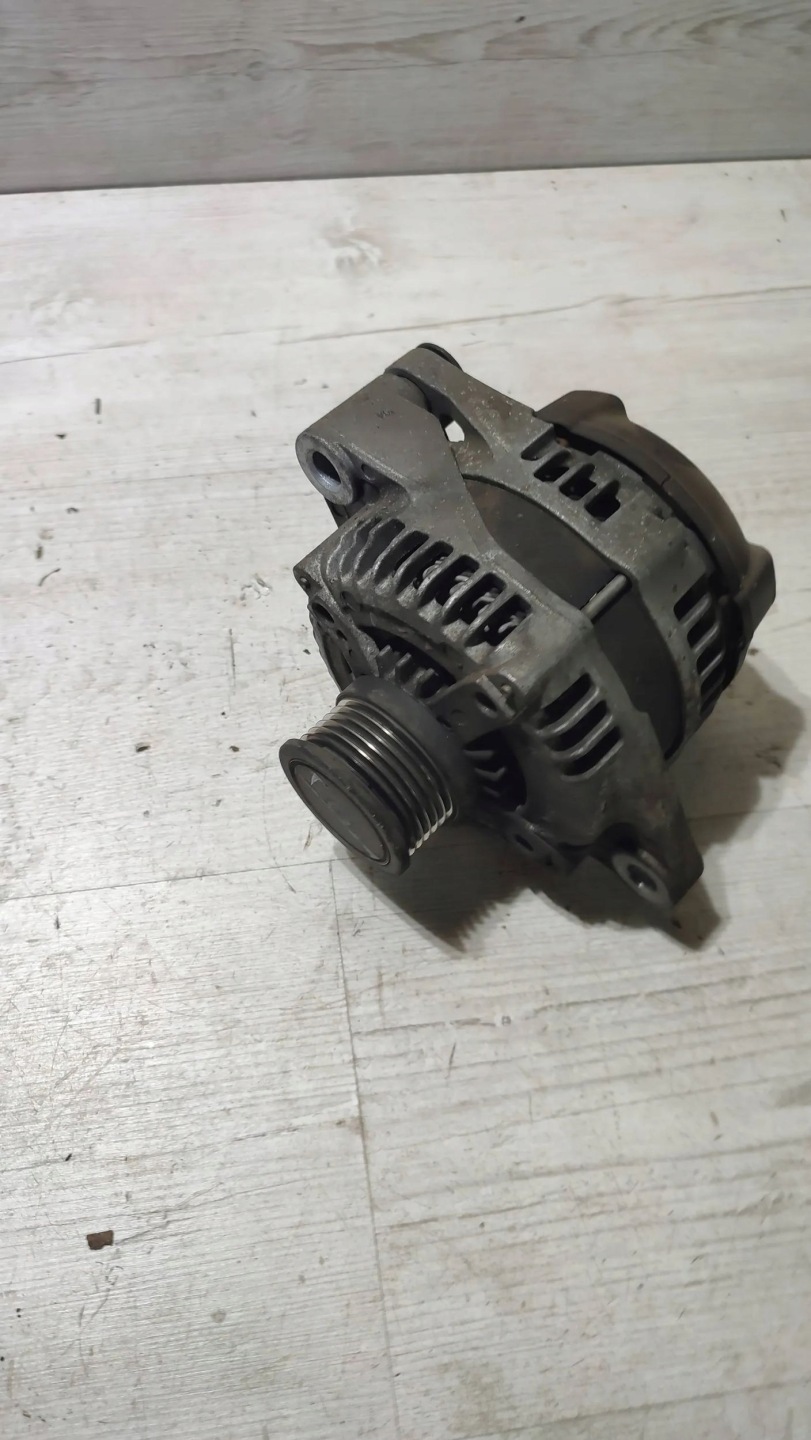 Jeep Cherokee 2015 alternator