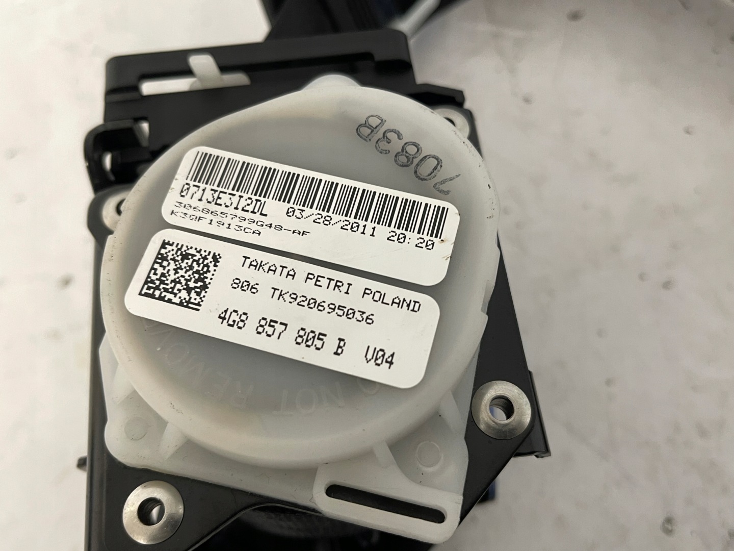 AUDI A6 C7 Gurten Sicherheits links heck 4G8857805B