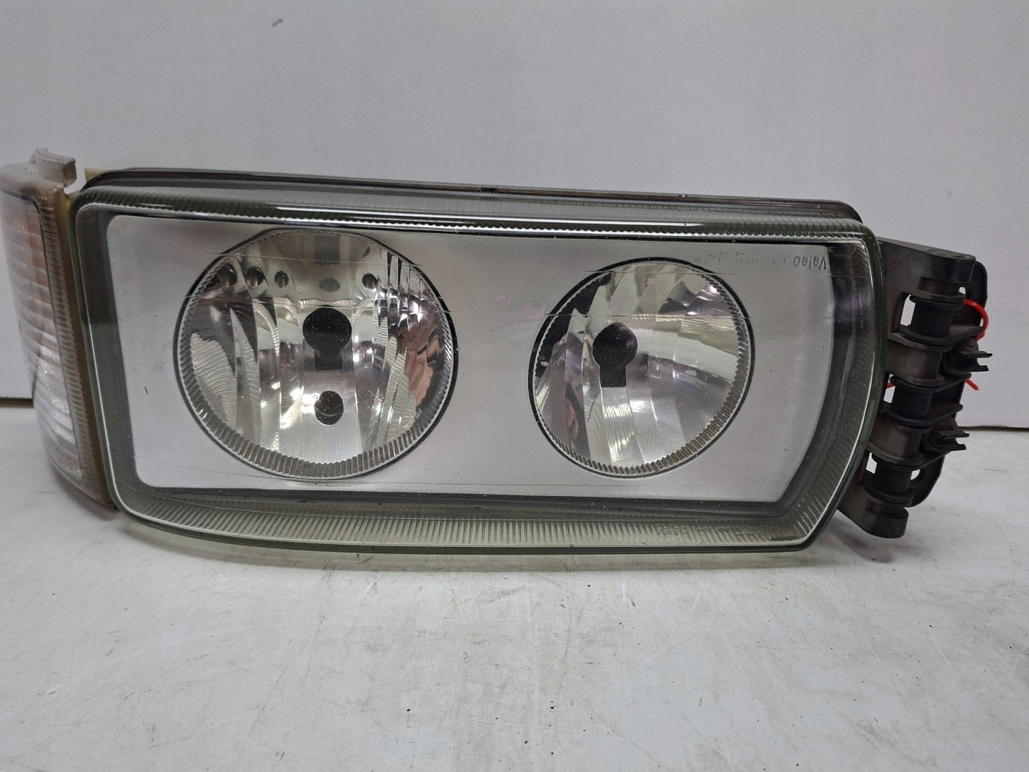 light front right 504047579 IVECO EUROCARGO