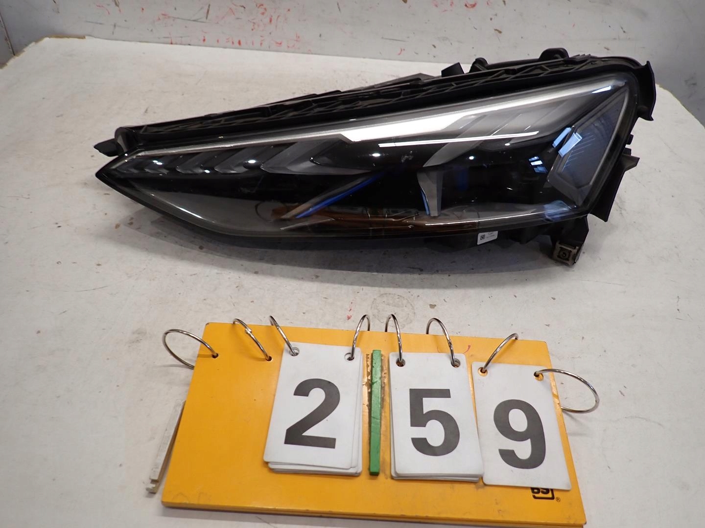 light front front left AUDI E-TRON GT 2021- FULL LED LASER 4J3941085