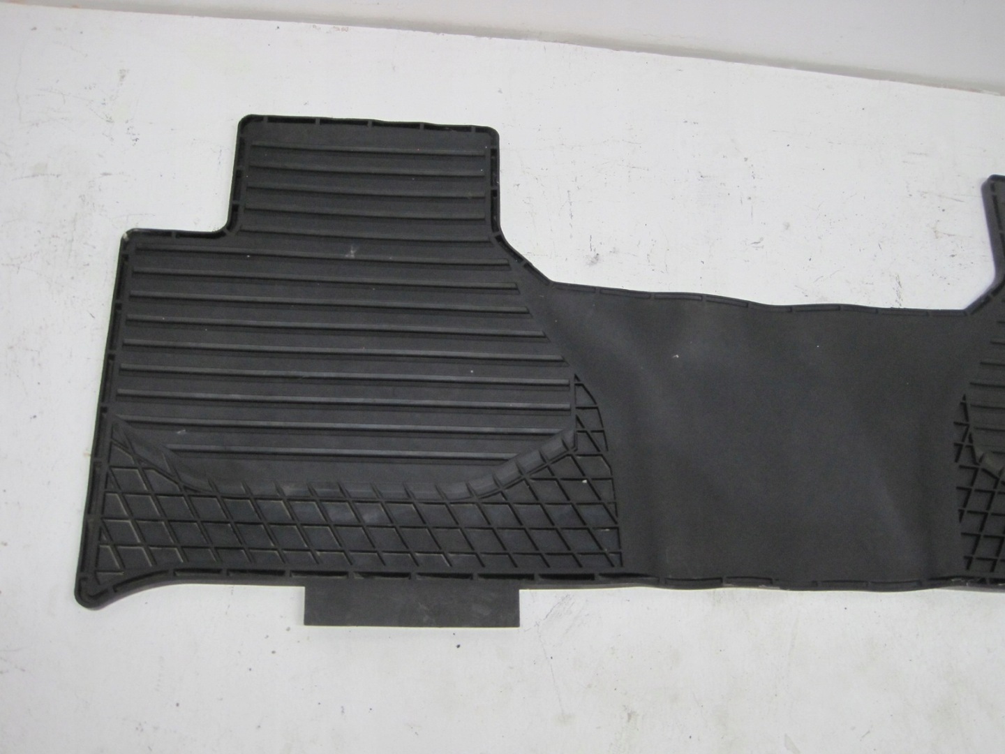 mat carpet rubber Mercedes X-Klasa 18r A4706801700
