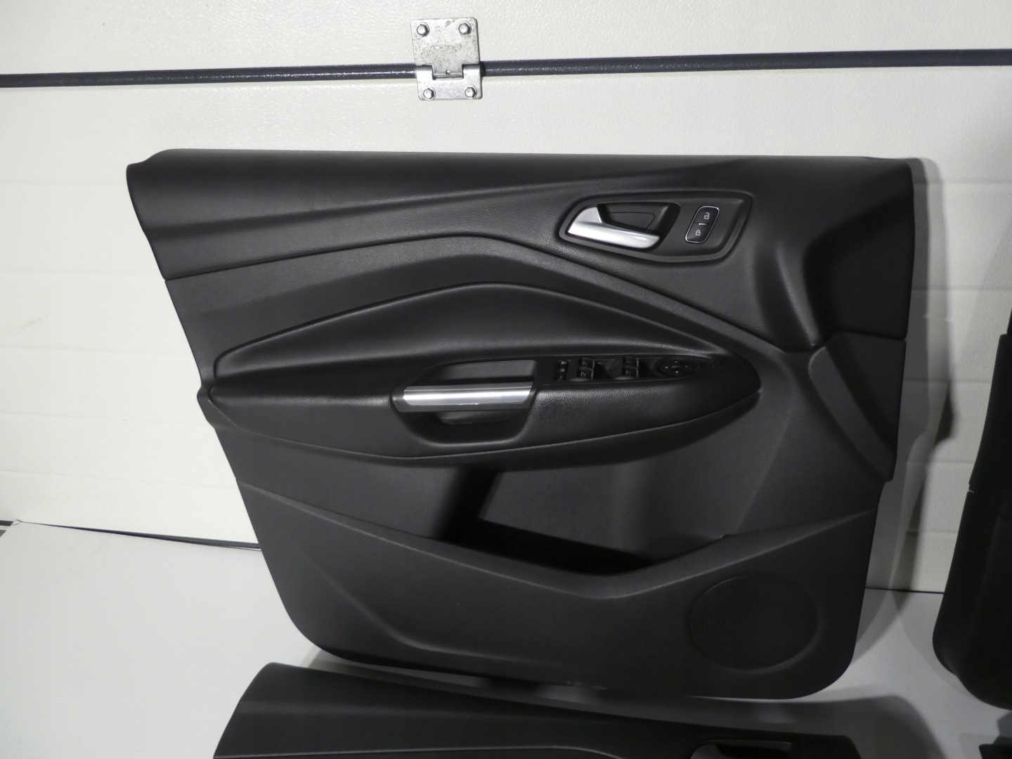 FORD KUGA II mk2 ST-line side door side rear part front KOMPLET