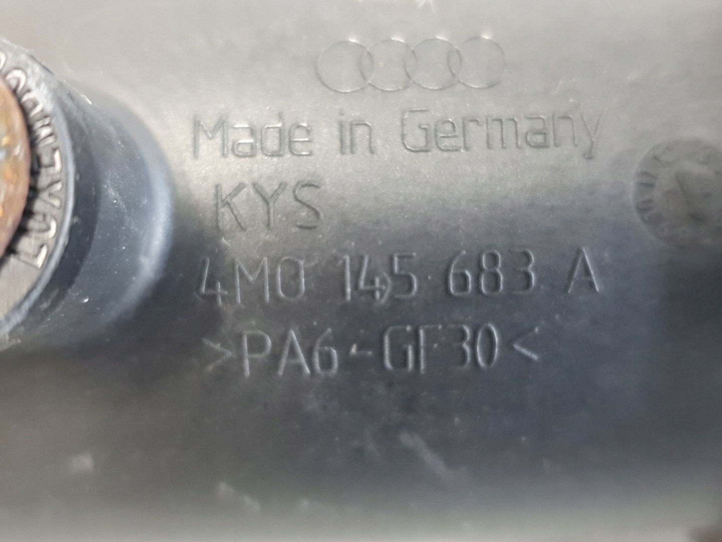 Audi Q7 4M hadice intercoolera trouba 4M0145737M 4M0145709G