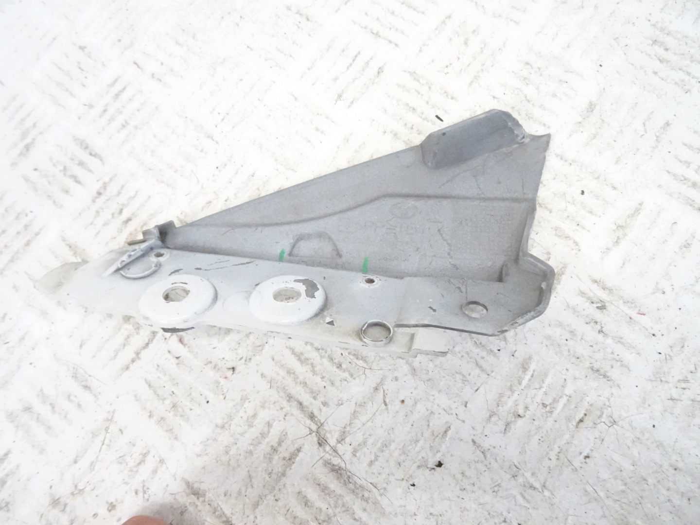 bumper bracket right front TOYOTA AYGO II 52537-0H020