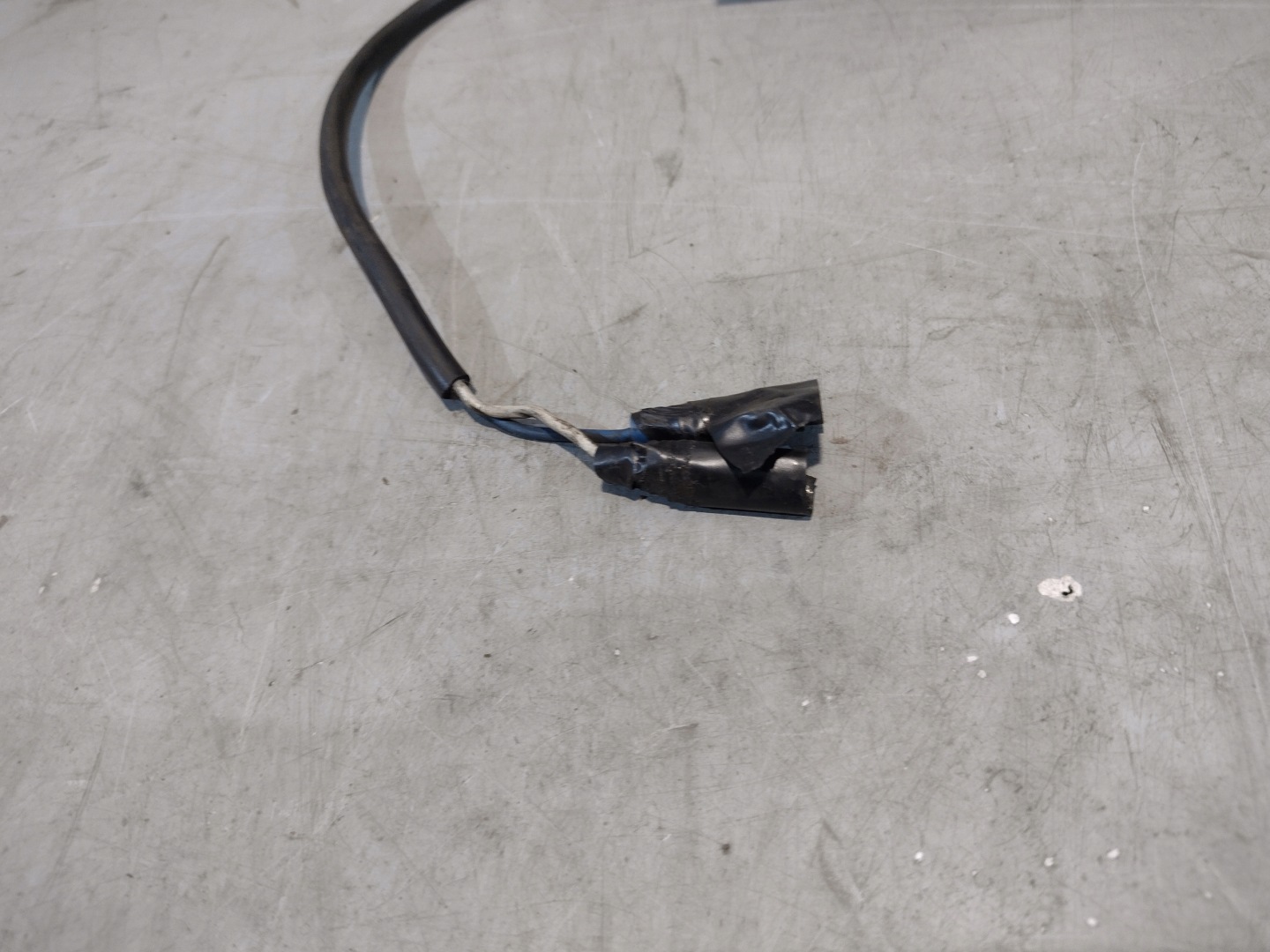Konwerter di tensione 24V/12V