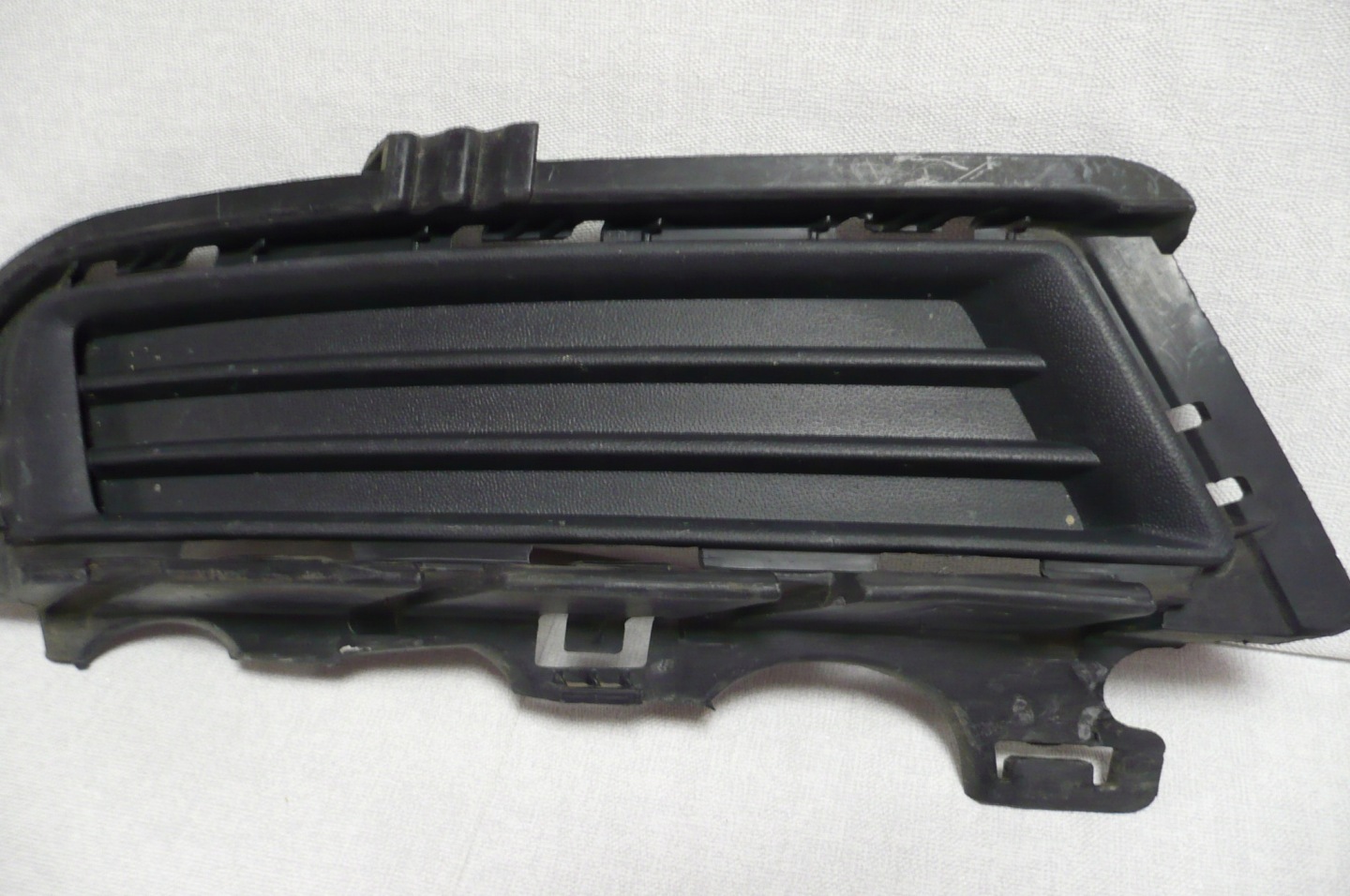 VW GOLF VII 7 2012-16 grid of a bumper right front OGRYGINAL