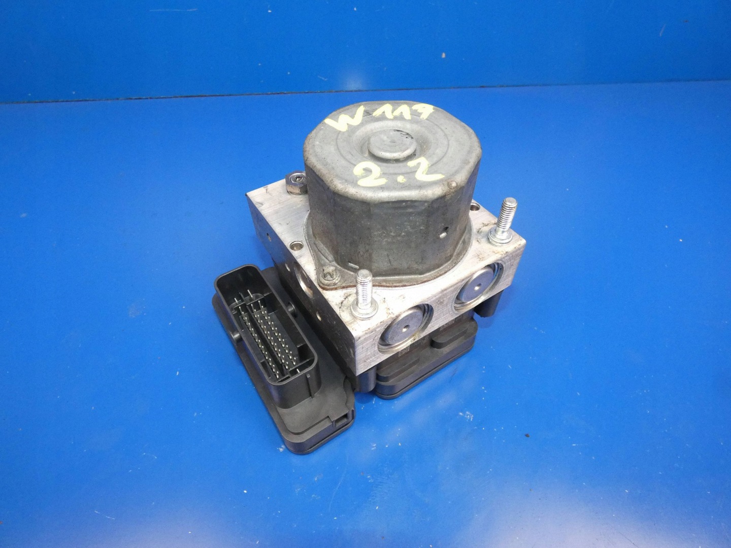 MERCEDES CLA W117 W176 W156 W246 pump ABS control unit