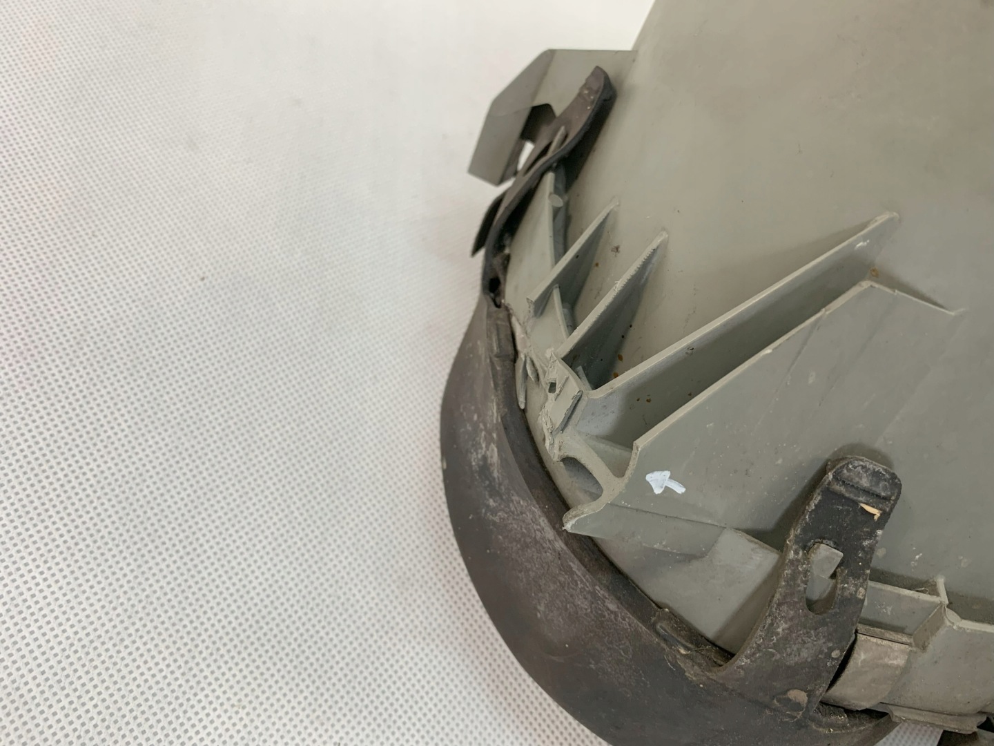 Reflektor light front right Mercedes E-Klasa W210 09.25