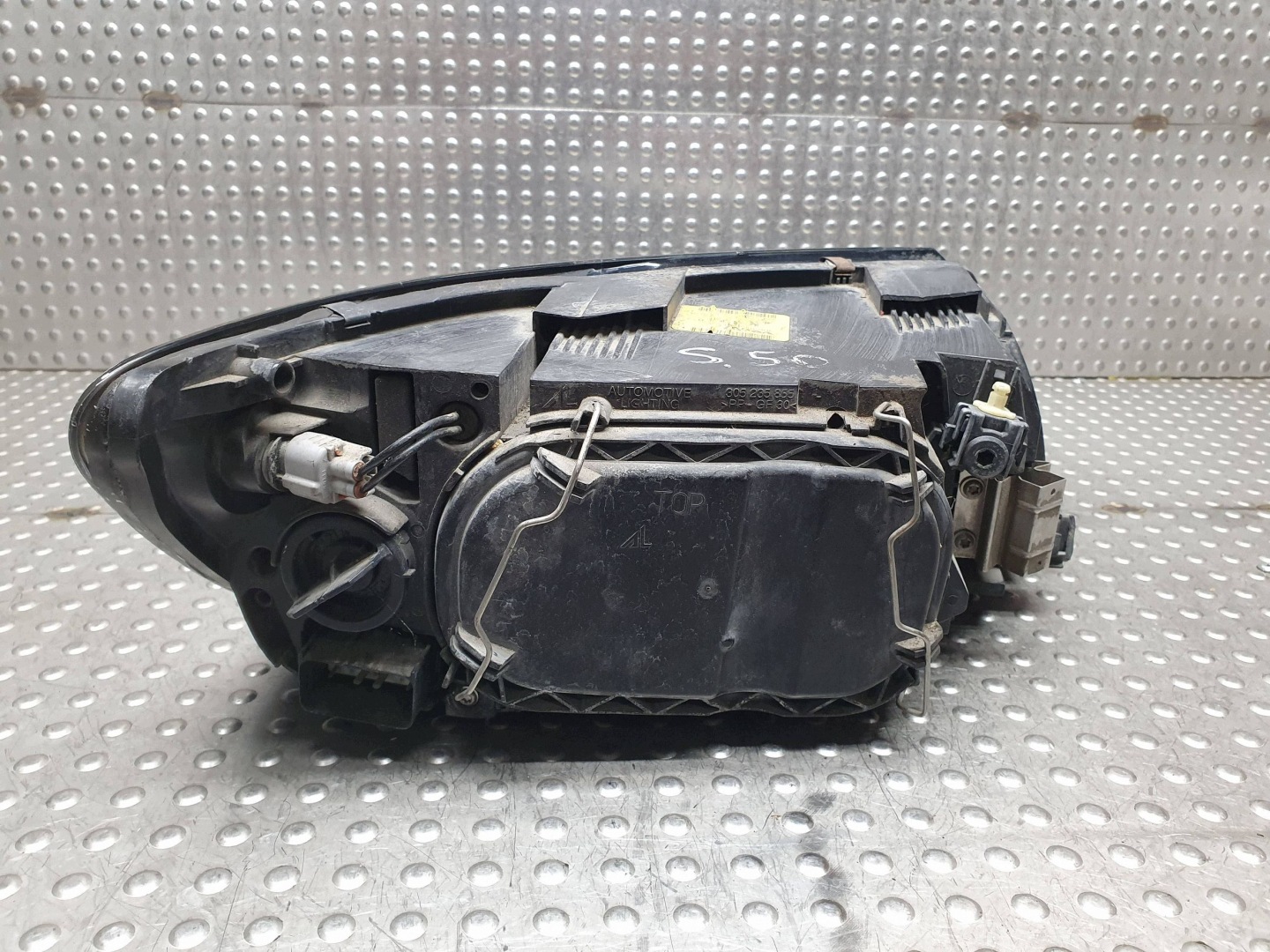 REFLEKTOR light left front 30698648 VOLVO S40 V50 and