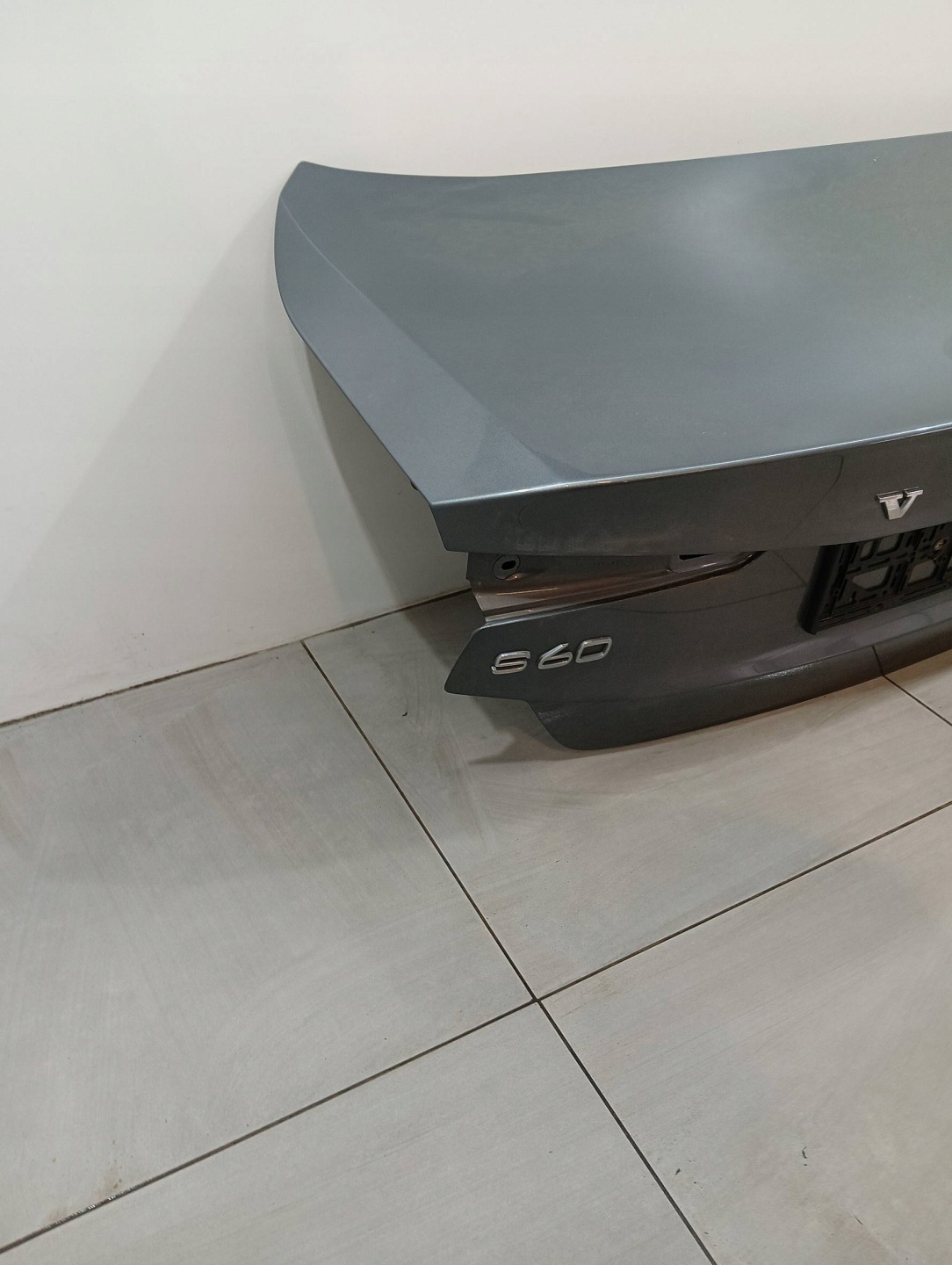 boot door sedan Volvo S60 III (2018-2024)