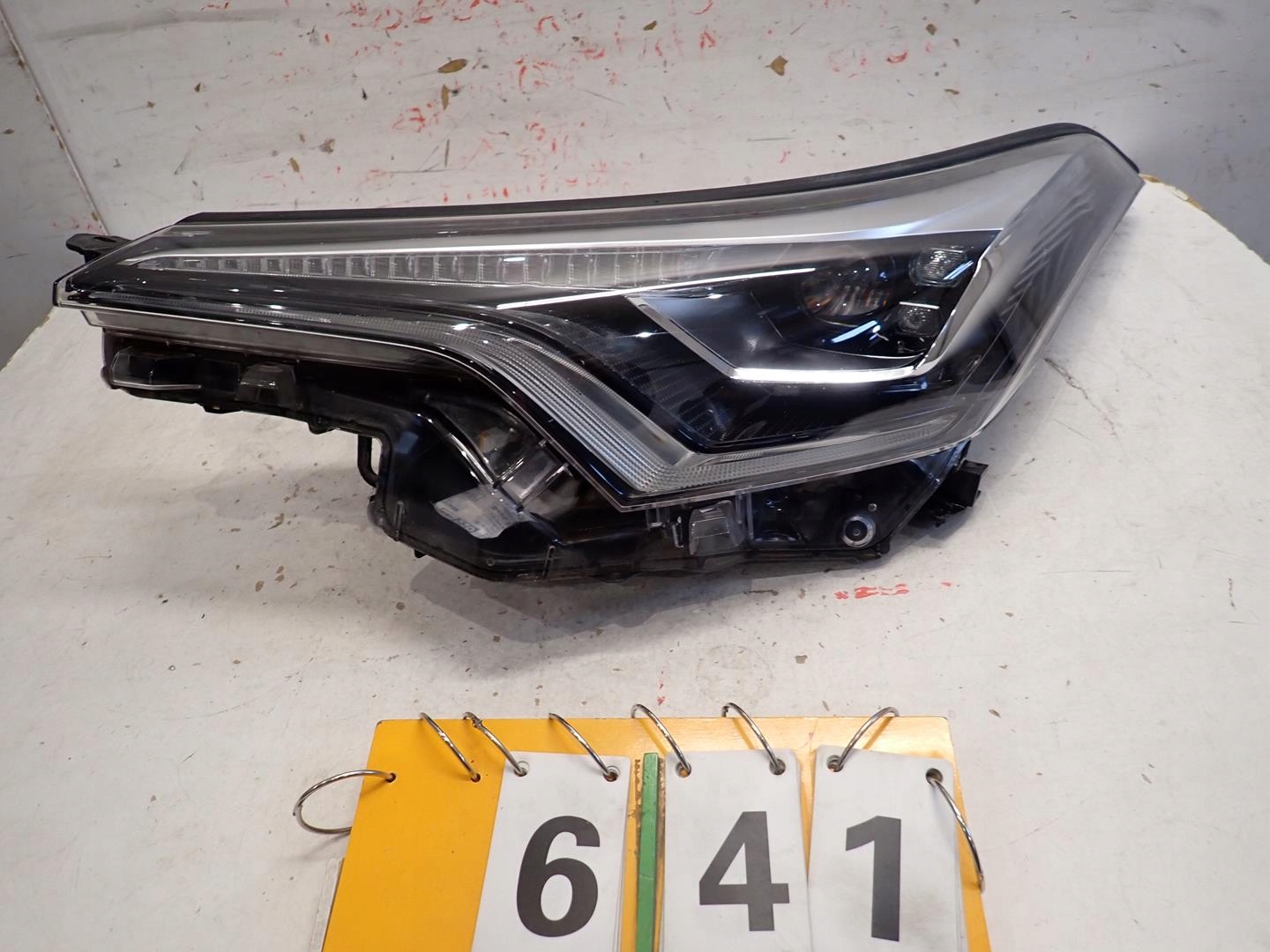 light front front left TOYOTA CHR 2016- FULL LED 81150-F4070