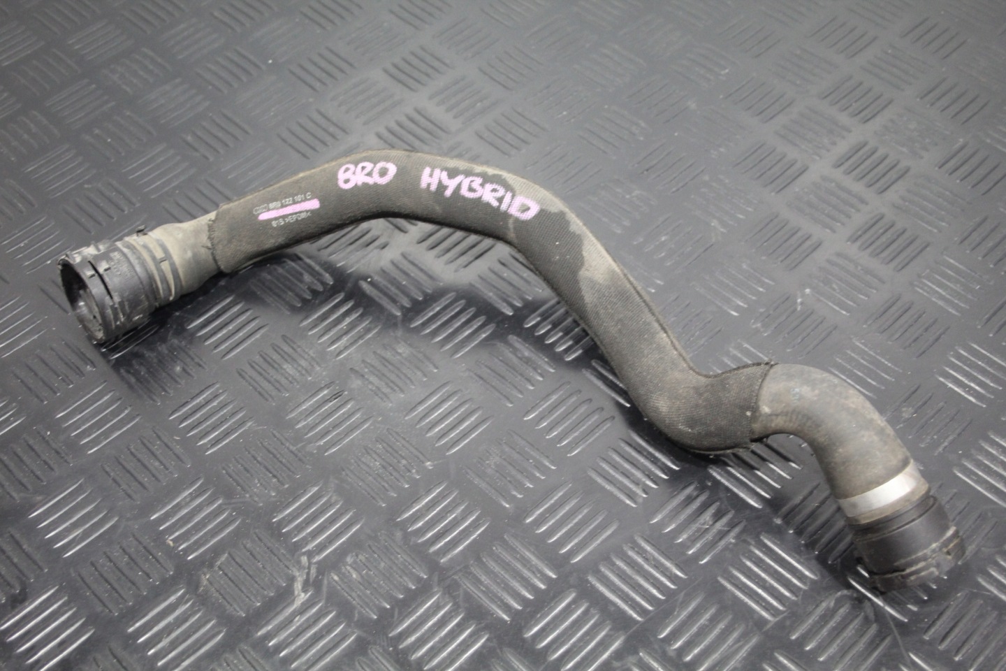crijevo prijenos vode AUDI Q5 8R0 8R0122101C