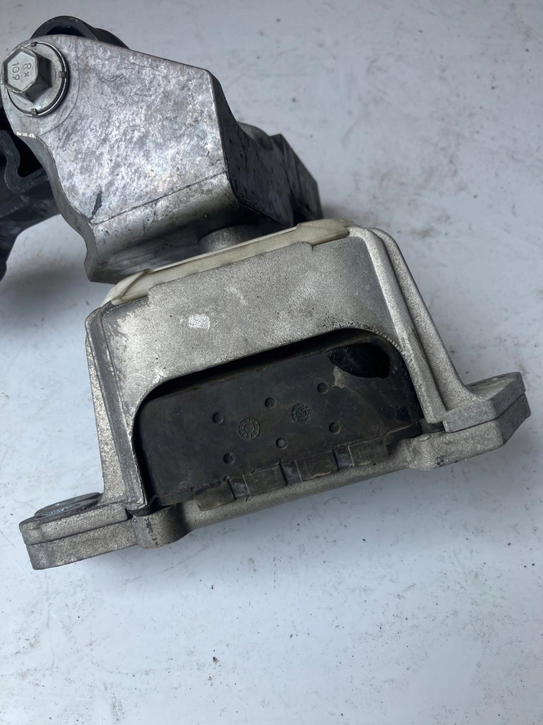supporto Supporti motore usato PEUGEOT 508 e 2.0 HDI 140 KM 9672677680