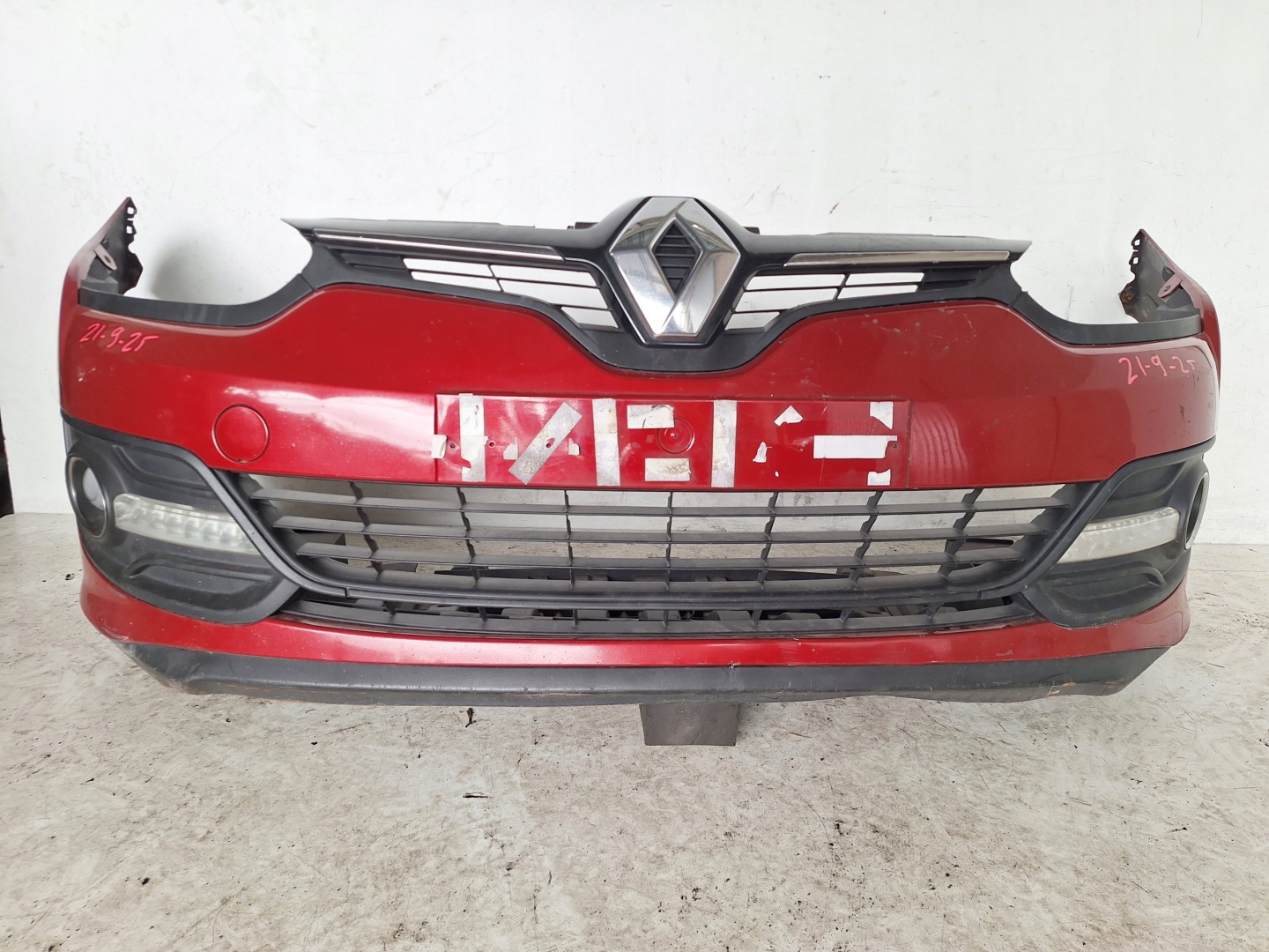 RENAULT MEGANE III LIFT 14-16 Paraurti + LED