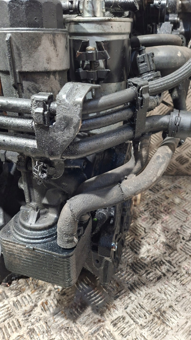 engine Z UKLADEM PALIWOWYM VW PASSAT B5 FL 1.9TDI AWX