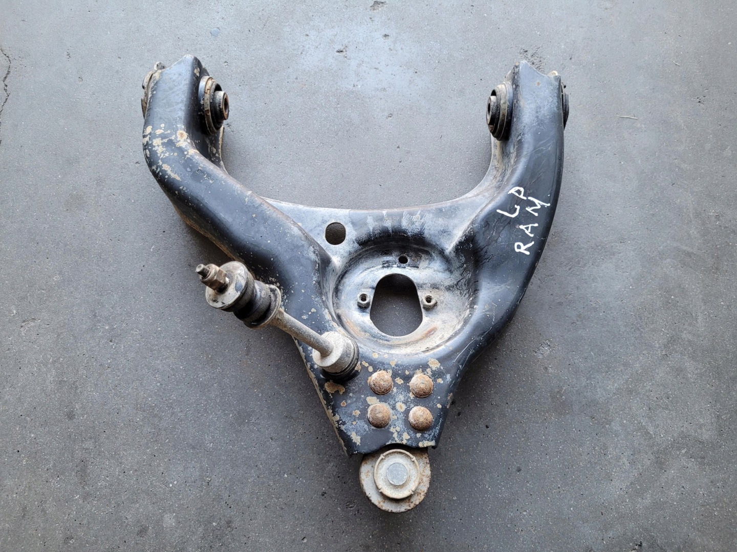 arm front front lower left DODGE RAM 4 IV 1500 5.7 V8 HEMI
