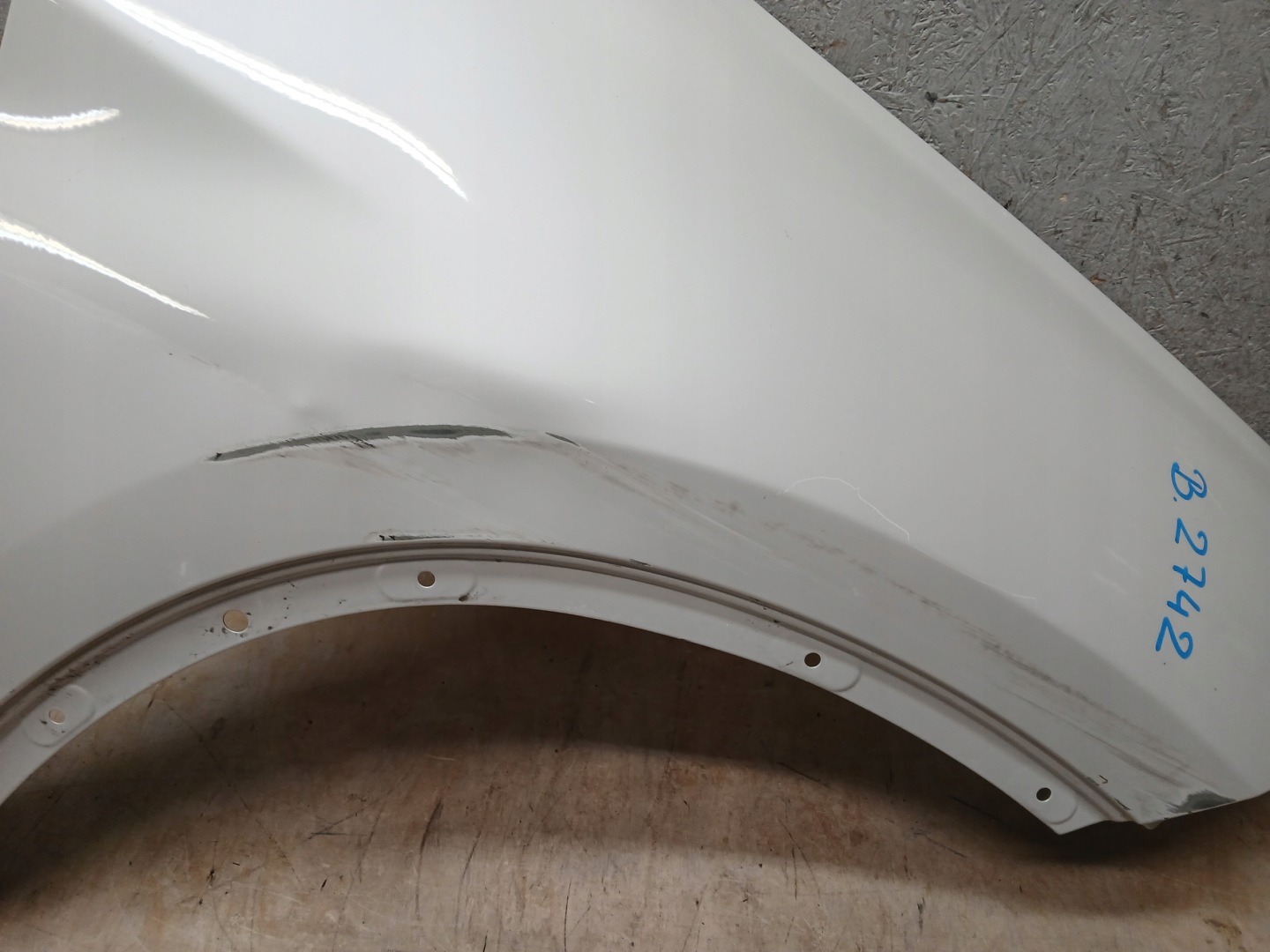 blatník předek pravý BMW X1 F48