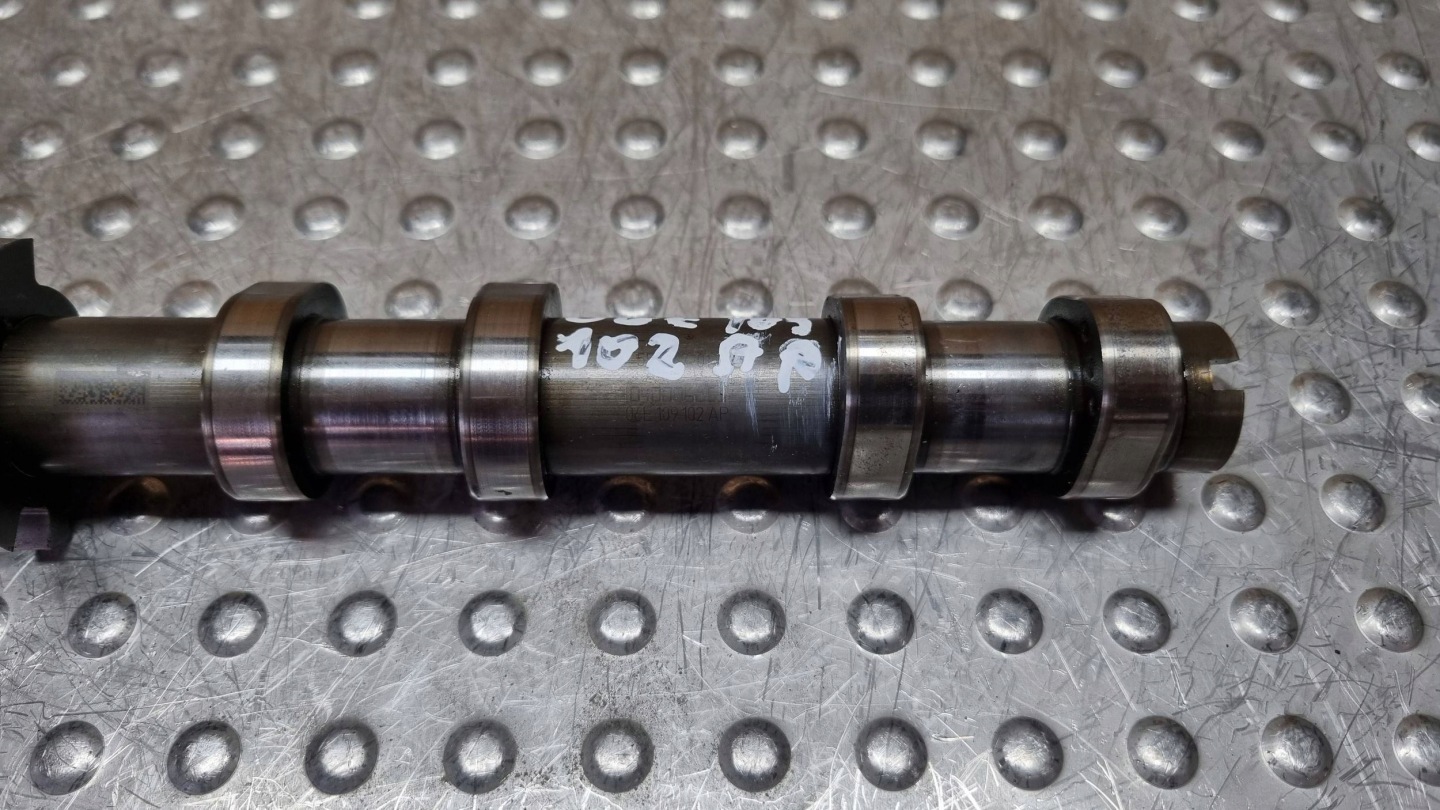 cam right exhaust 06E109102AP AUDI A6 C6 A8 D3 2.8 FSI BDX