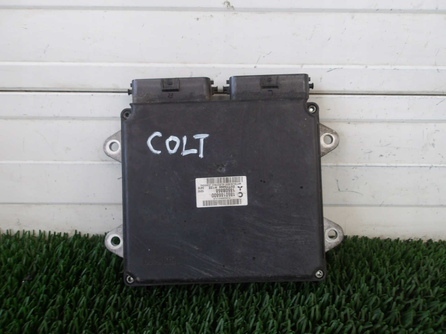 COLT Z30 LIFT 09-12 1.1 computer Motore 1860B868