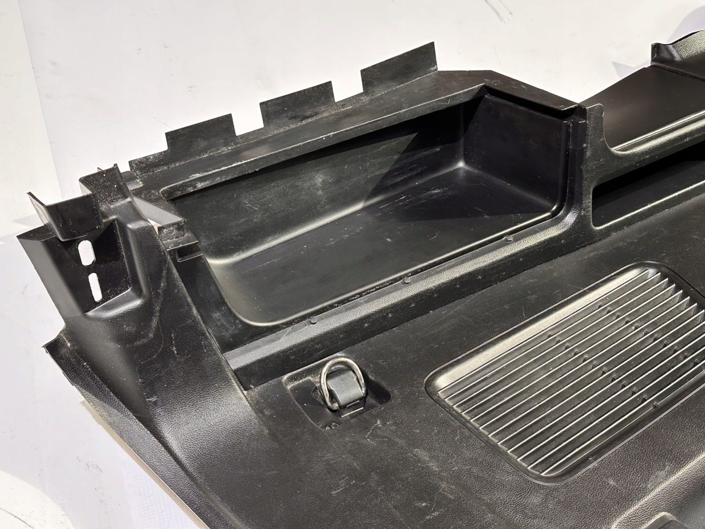 side side boot rear part rear right Ford Explorer 2020+