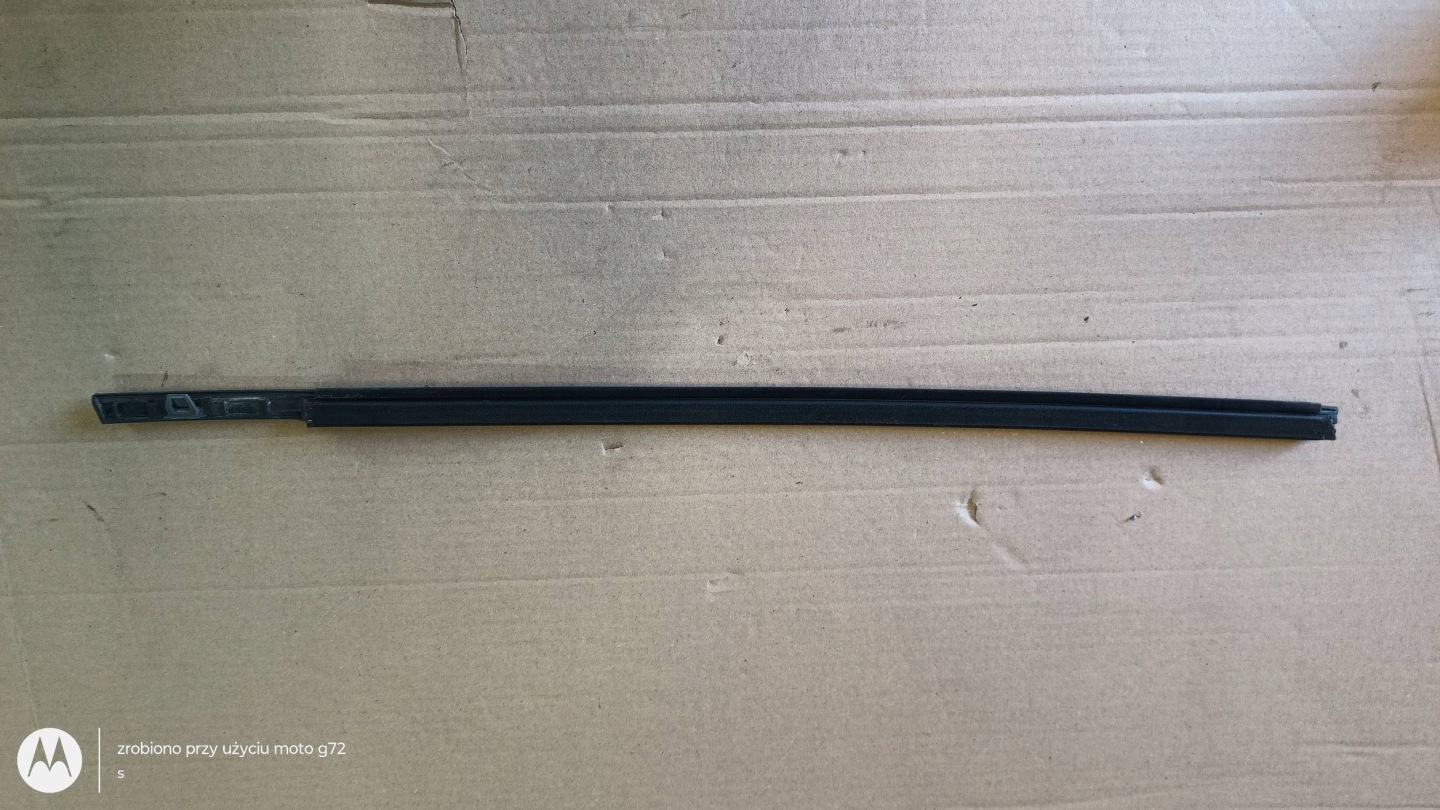 SUZUKI SWIFT MK8 moulding dust door left rear part 2019R