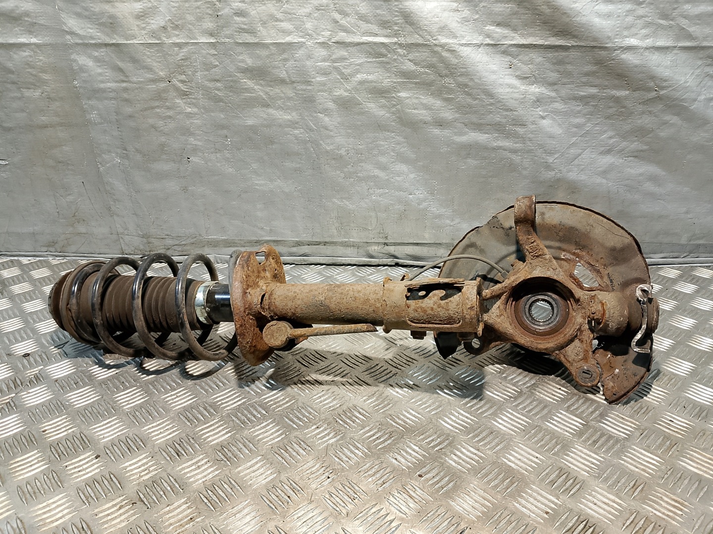 McPherson right spring + shock absorber + swing TOYOTA YARIS II 2 1.3B