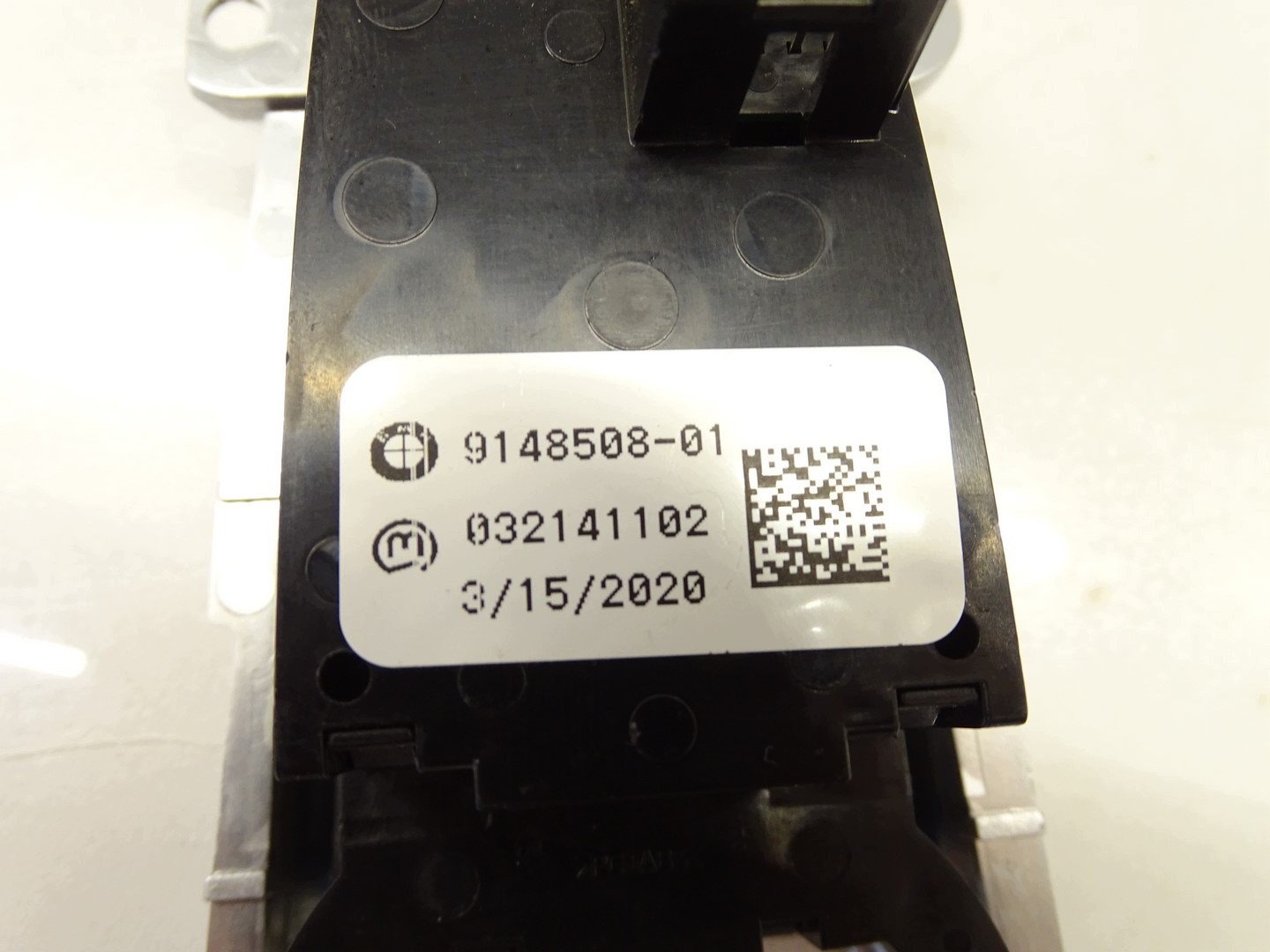schalter elektrische parkbremse BMW E70 9148508