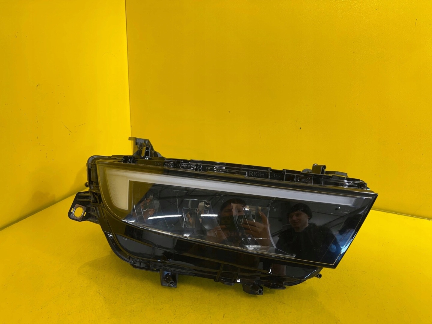 light right OPEL Astra L VI 6 FULL LED 20- 9851880780