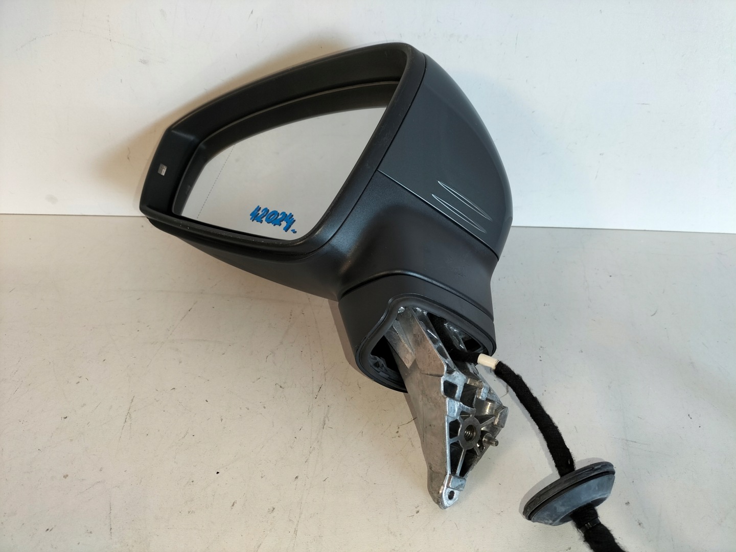 mirror left electrics VW TIGUAN II 16