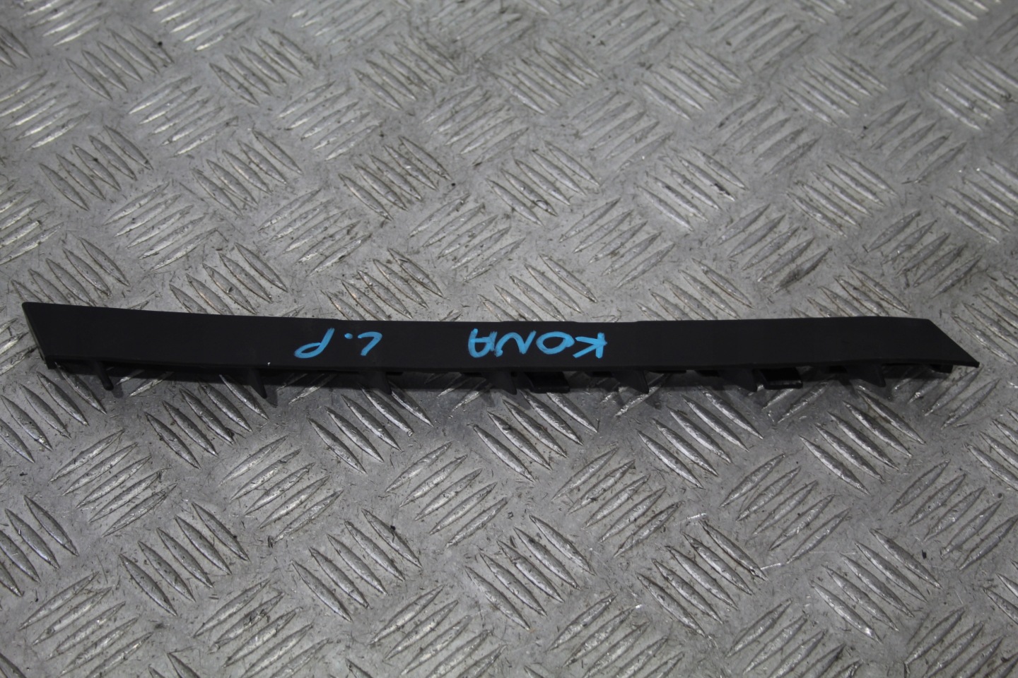support holder left front HYUNDAI KONA