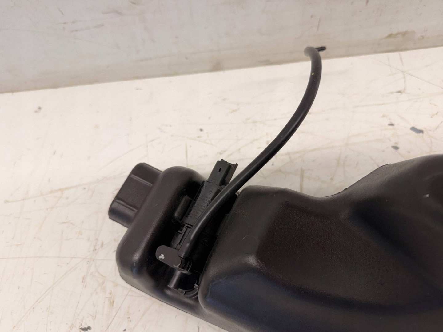 Renault Express II washer fluid tank 289101124R