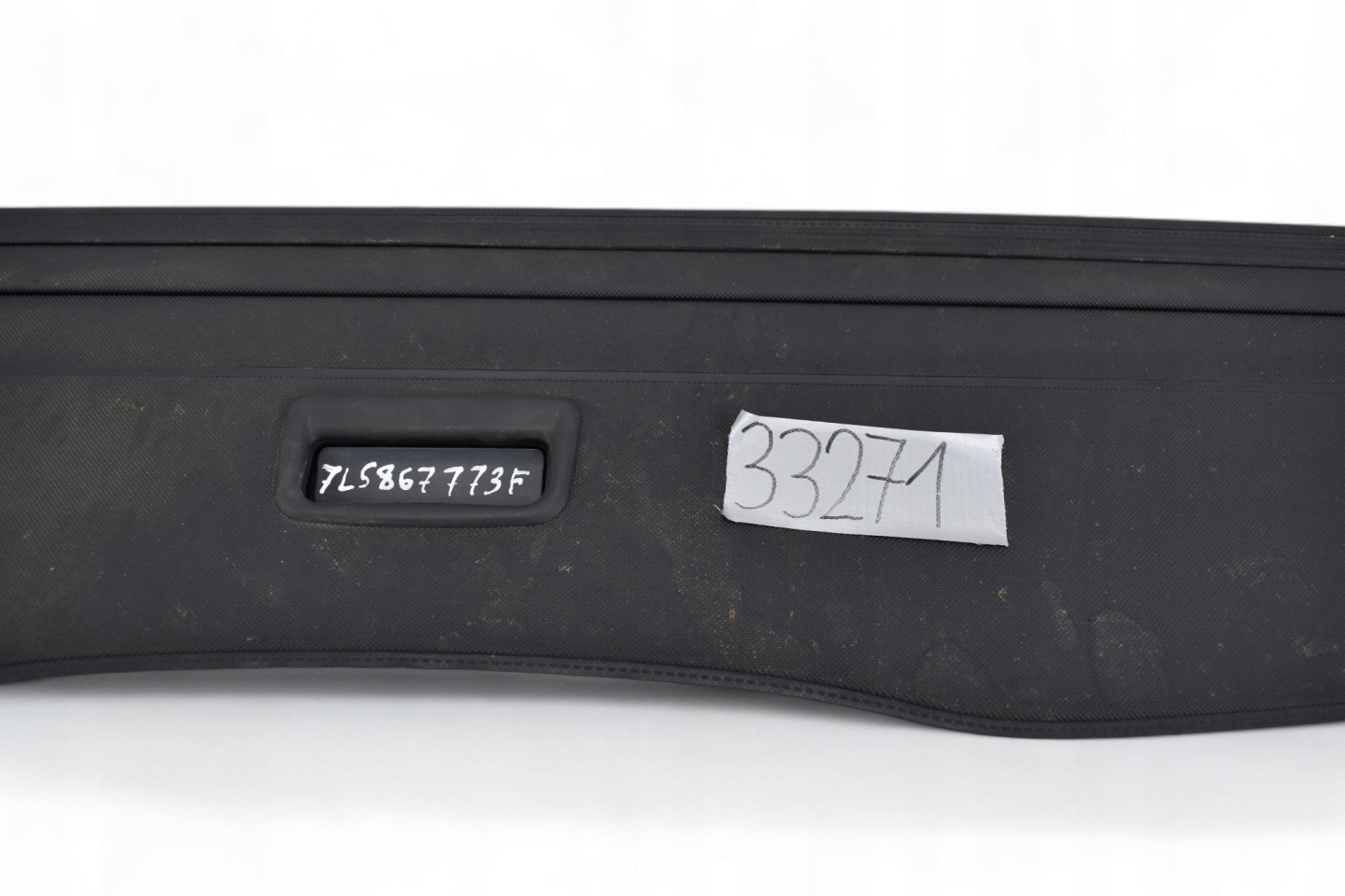 rear blinds boot VOLKSWAGEN TOUAREG and 7L6867773F