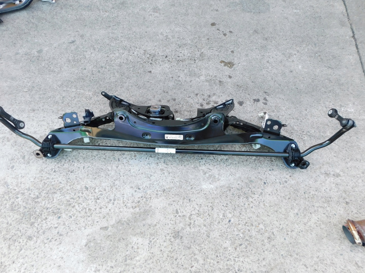 axle beam springing rear part subframe sider rear BMW X1 U11 hybryda original nice