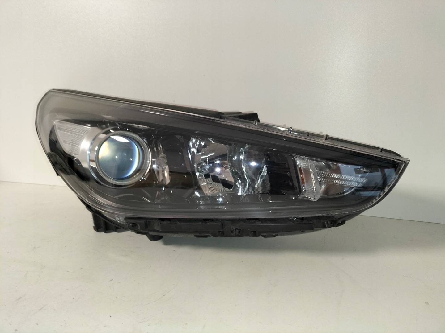 light front reflektor right HYUNDAI I30 III 17