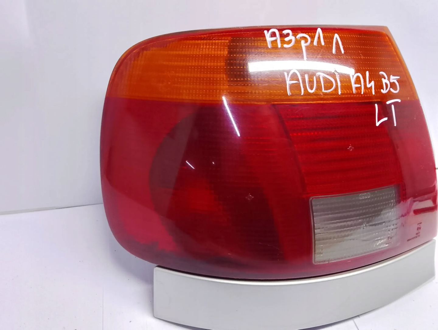 Audi A4 S4 B5 8D 1999 lights rear.
