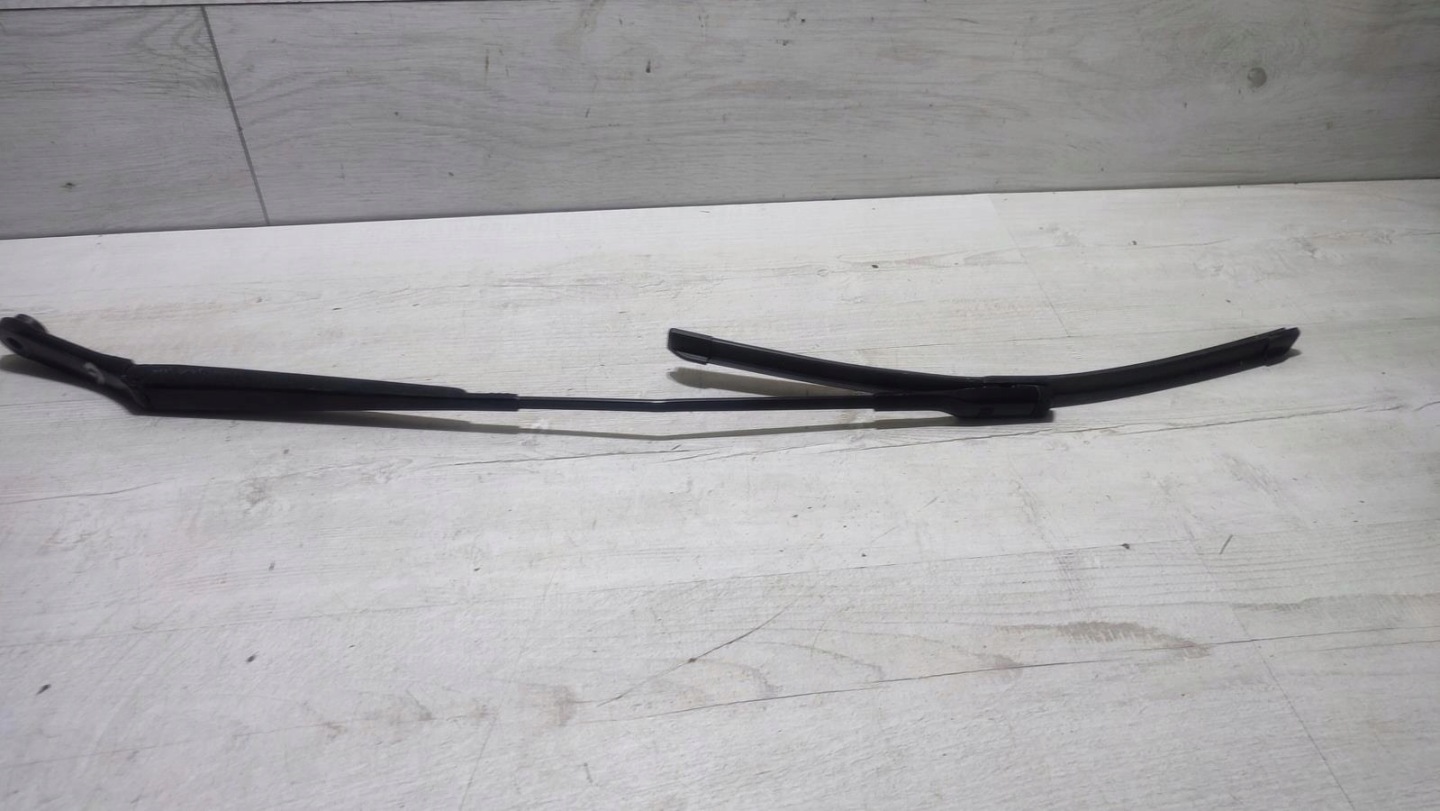 wiper arm right Alfa Romeo Giulia